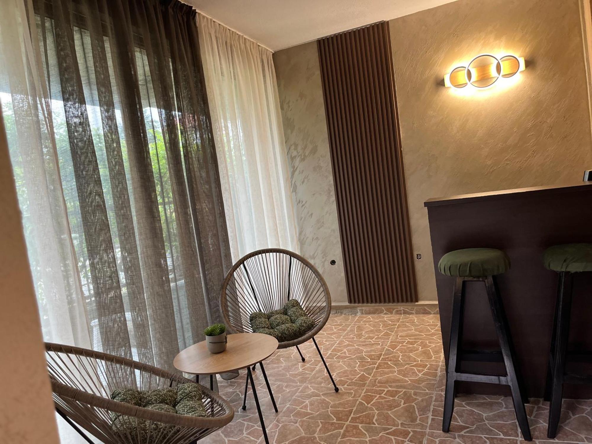 Paunovi Guest House Primorsko Exterior foto